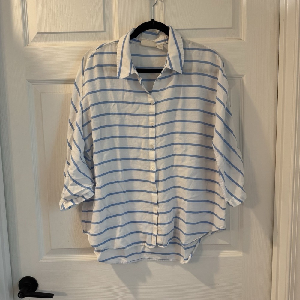 Chico's Blue and White Striped Women's Collared Shirt Roll Tab Size 2 ( 12/14 )‎
